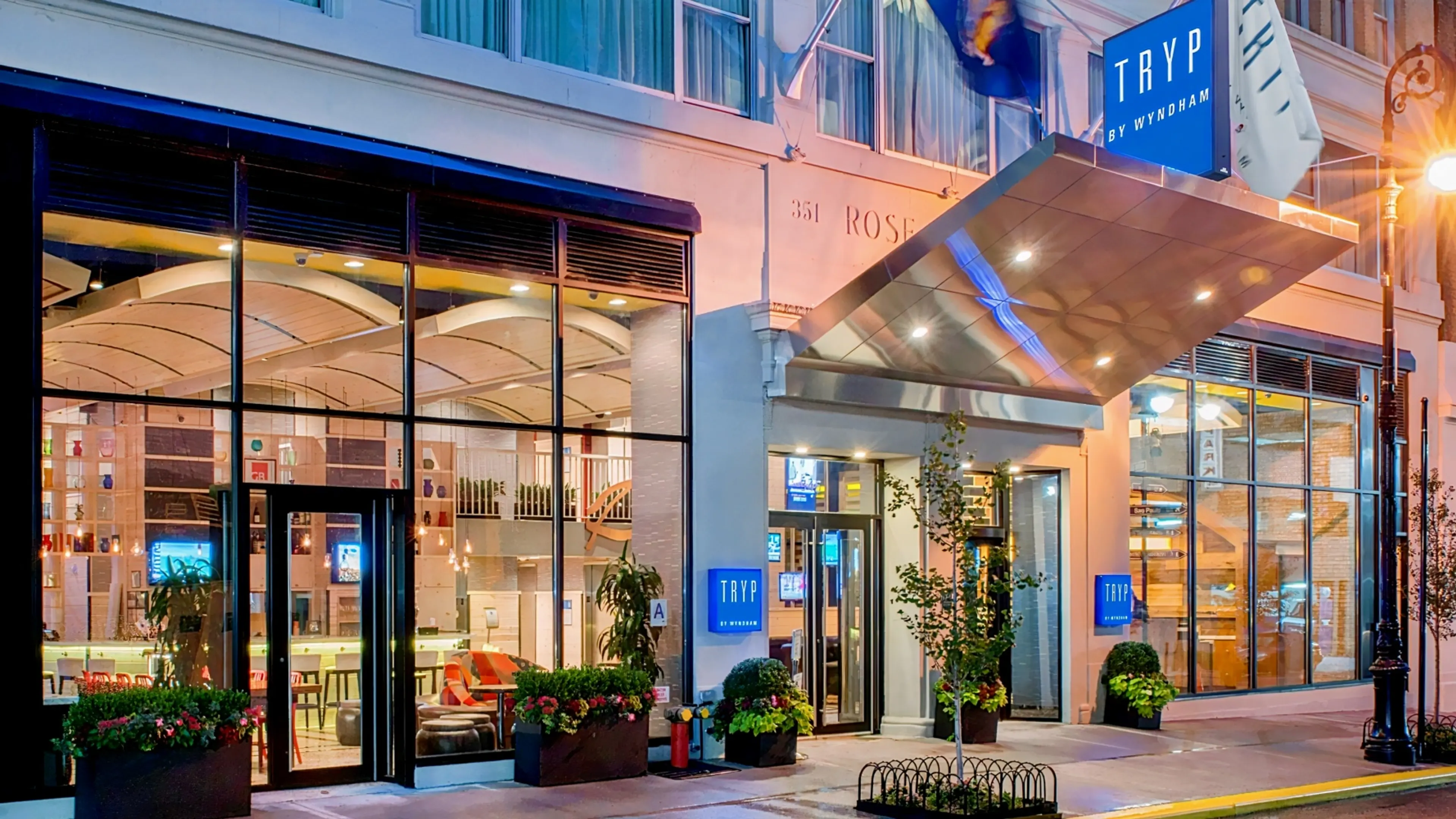 TRYP by Wyndham Midtown