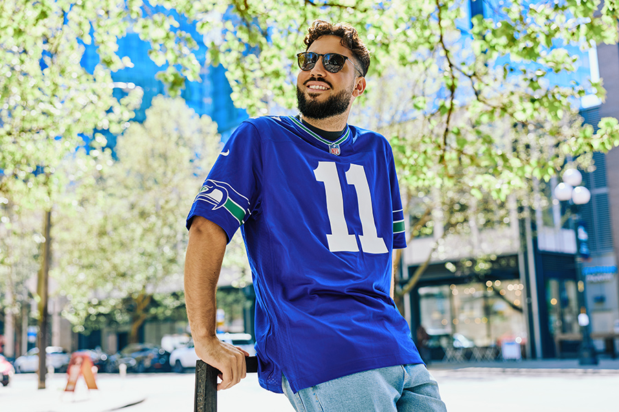 REP YOUR FAVORITE PLAYER