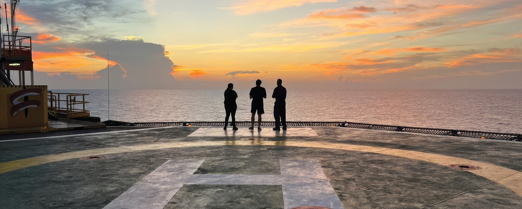 Helicopter pad on an oil rig