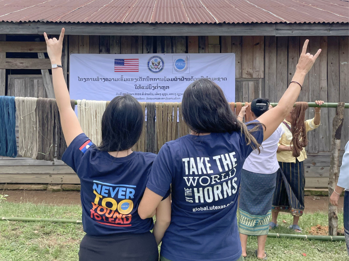 YSEALI students in Laos