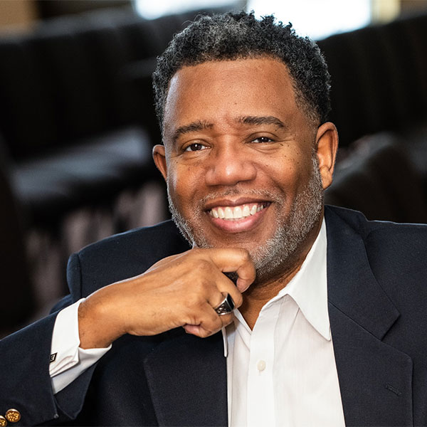 Rev. Dr. Alex Gee headshot