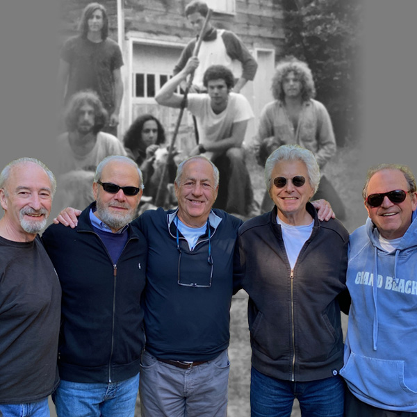 Alumni Bookclub group photo.