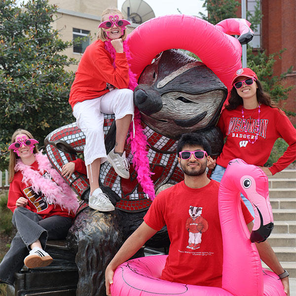 L&S students wearing pink flamingo swag.