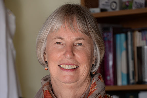 Valerie Gilchrist, MD