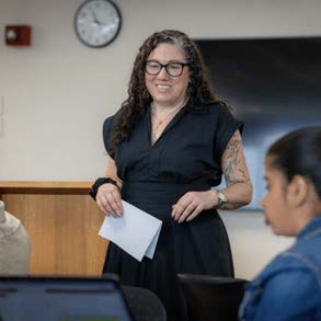 Professor Erika Meitner teaches a poetry workshop.