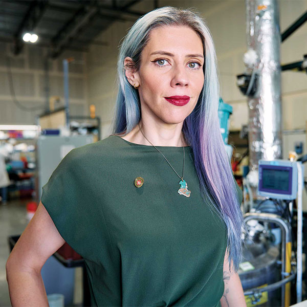 Liz Dennett photo working in lab.